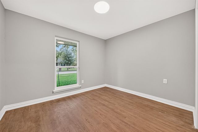 1722 Shannon Valley Drive, Houston, TX 77077