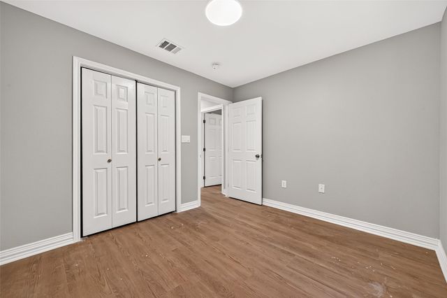 1722 Shannon Valley Drive, Houston, TX 77077