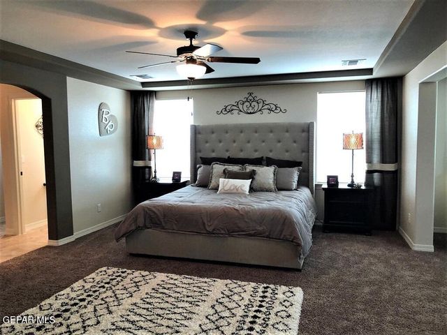 10701 Jay Novacek Street, El Paso, TX 79924