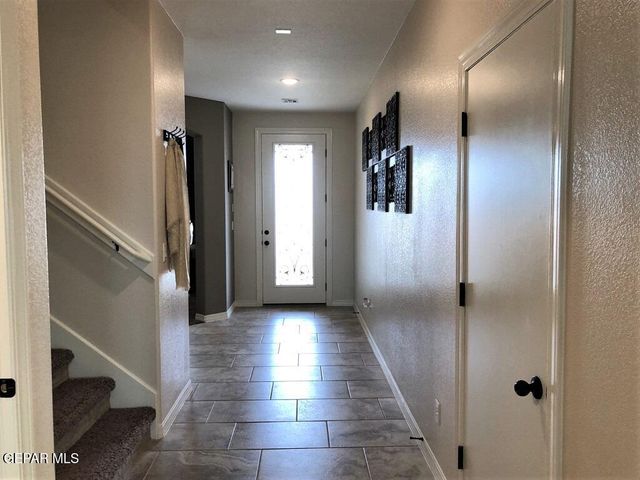 10701 Jay Novacek Street, El Paso, TX 79924