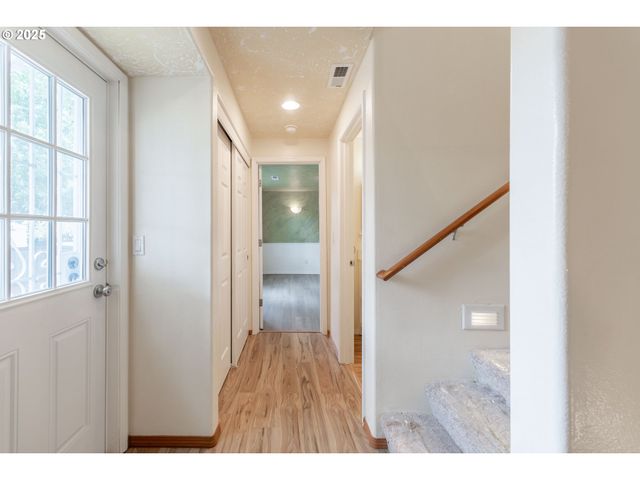 37455 EMERALD CASCADE St, Sandy, OR 97055
