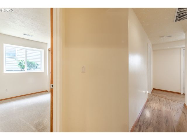37455 EMERALD CASCADE St, Sandy, OR 97055