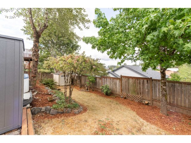 37455 EMERALD CASCADE St, Sandy, OR 97055