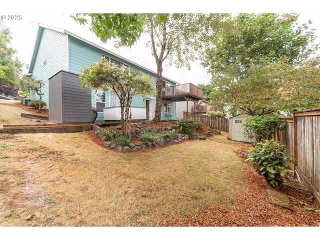 37455 EMERALD CASCADE St, Sandy, OR 97055