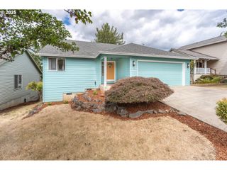37455 EMERALD CASCADE St, Sandy, OR 97055