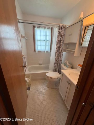 7807 Lesane Dr, Louisville, KY 40214