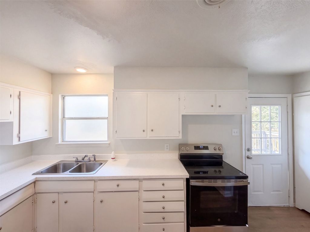 8021 Tumbleweed Trail, White Settlement, TX 76108 — photo 2