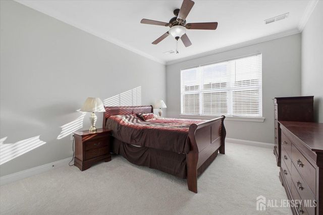 5301 Enclave Circle, Franklin, NJ 08873