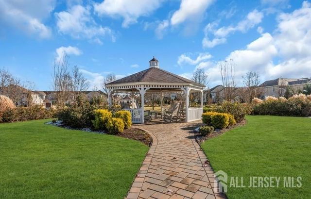 5301 Enclave Circle, Franklin, NJ 08873