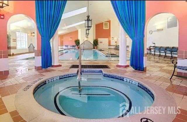 5301 Enclave Circle, Franklin, NJ 08873