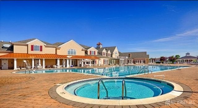 5301 Enclave Circle, Franklin, NJ 08873