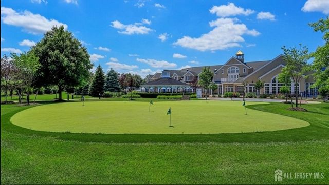 5301 Enclave Circle, Franklin, NJ 08873