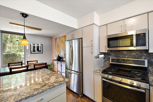 1118 Stafford Pl Place, Detroit, MI 48207