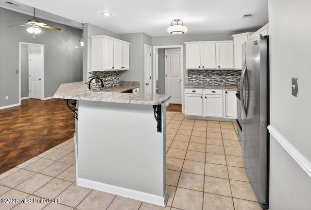 5844 Stonewall Drive, Olive Branch, MS 38654