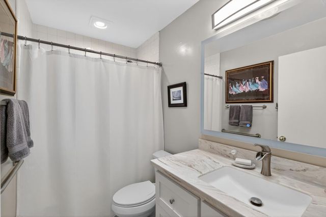 2129 Promontory Point Ln, Rancho Cordova, CA 95670