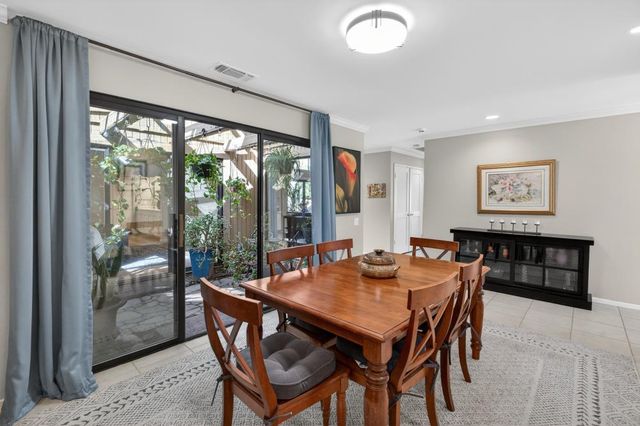 2129 Promontory Point Ln, Rancho Cordova, CA 95670