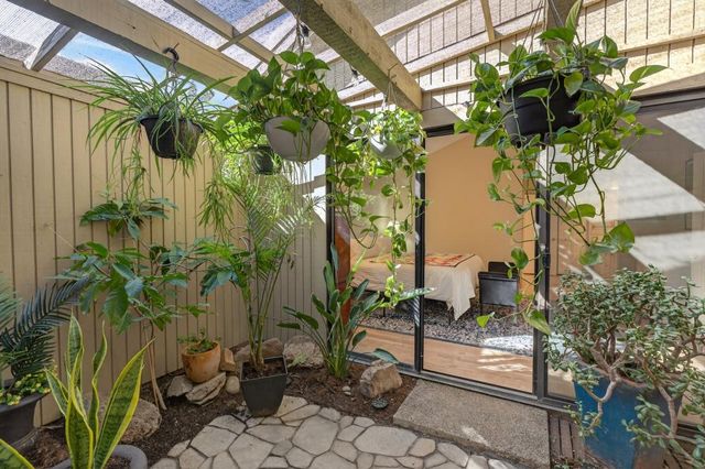 2129 Promontory Point Ln, Rancho Cordova, CA 95670