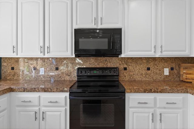 2129 Promontory Point Ln, Rancho Cordova, CA 95670