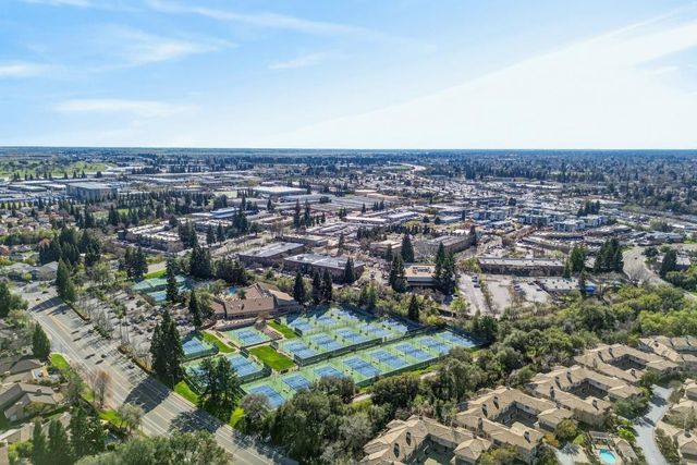 2129 Promontory Point Ln, Rancho Cordova, CA 95670