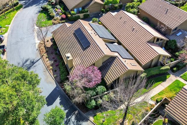 2129 Promontory Point Ln, Rancho Cordova, CA 95670