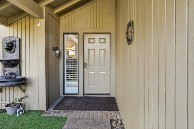 2129 Promontory Point Ln, Rancho Cordova, CA 95670