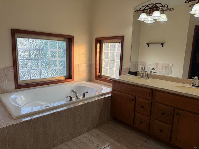 64762 Maxwells Gate Street, Goshen, IN 46526