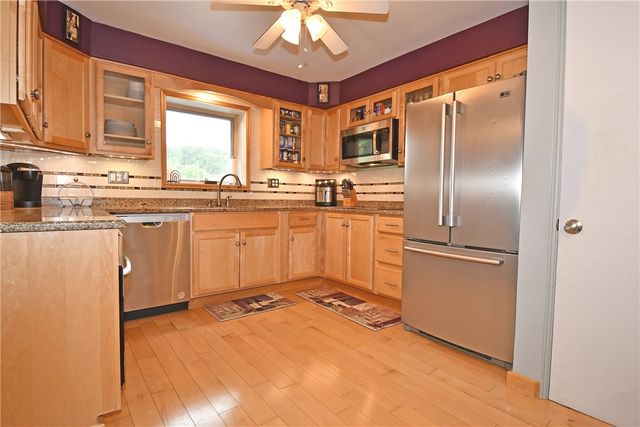 4944 Plymouth Rd, Whitehall, PA 15227