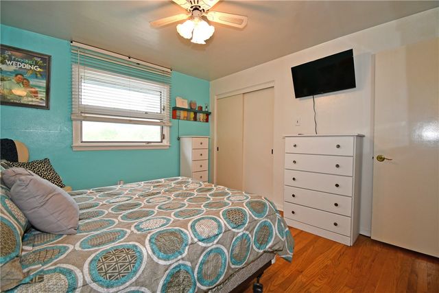 4944 Plymouth Rd, Whitehall, PA 15227