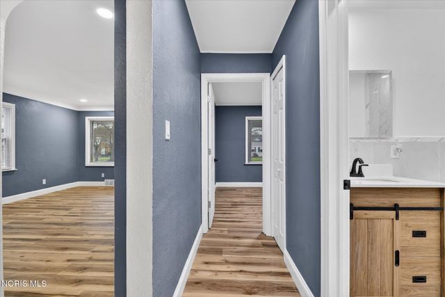 803 Mayfair Boulevard, Toledo, OH 43612