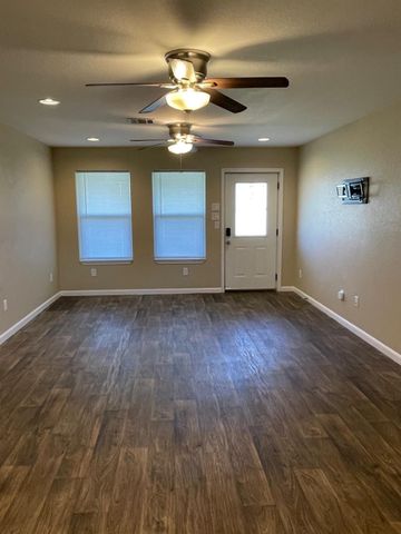 1708 Sycamore Street, Bay City, TX 77414