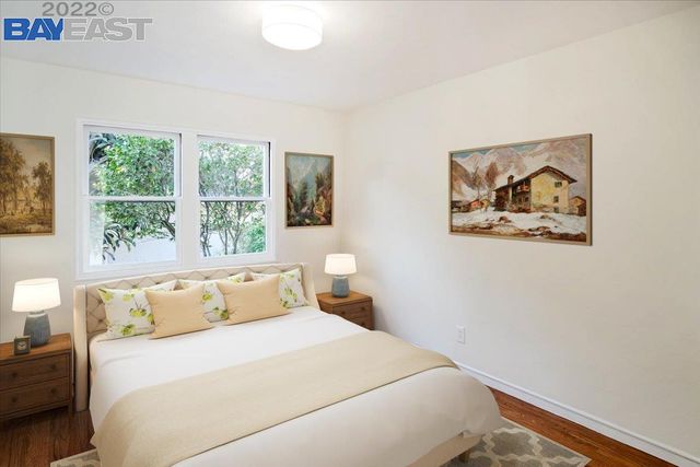 10600 Sheldon St., Oakland, CA 94605