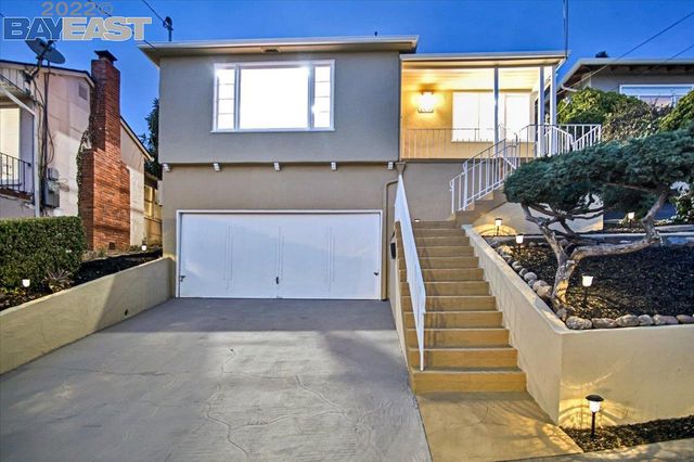 10600 Sheldon St., Oakland, CA 94605