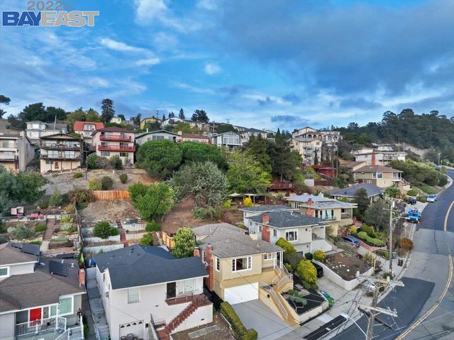 10600 Sheldon St., Oakland, CA 94605