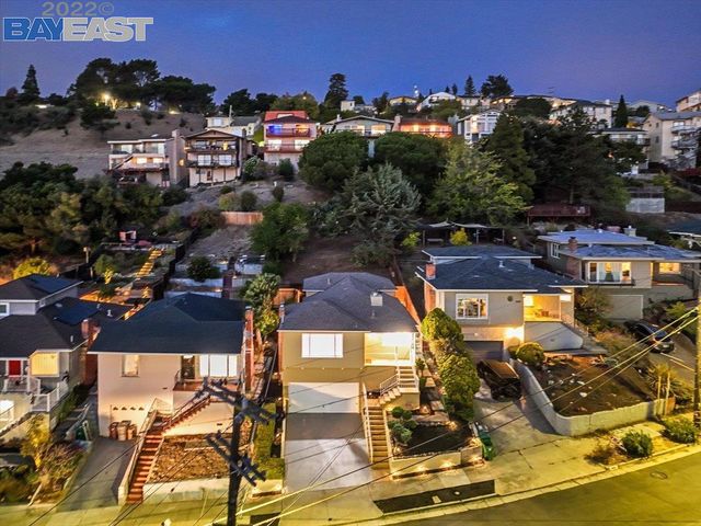 10600 Sheldon St., Oakland, CA 94605