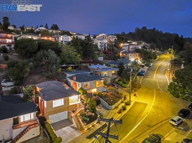 10600 Sheldon St., Oakland, CA 94605