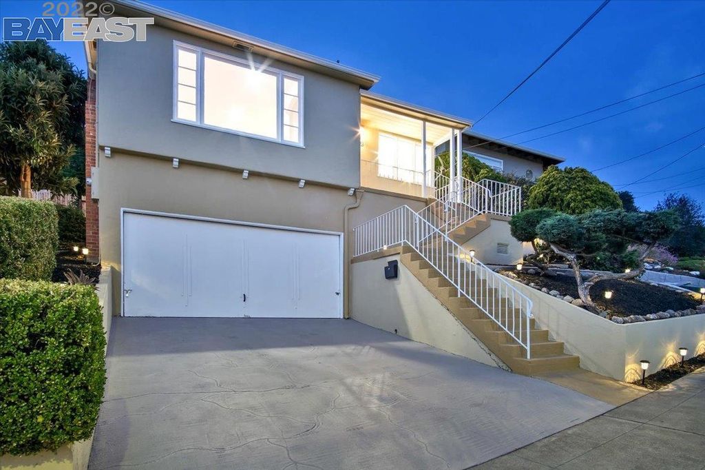 10600 Sheldon St., Oakland, CA 94605