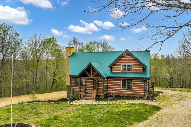 295 Tow Dr, Waverly, TN 37185