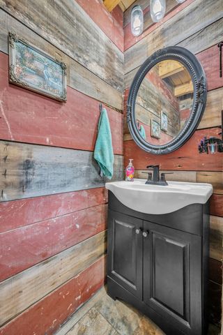 295 Tow Dr, Waverly, TN 37185