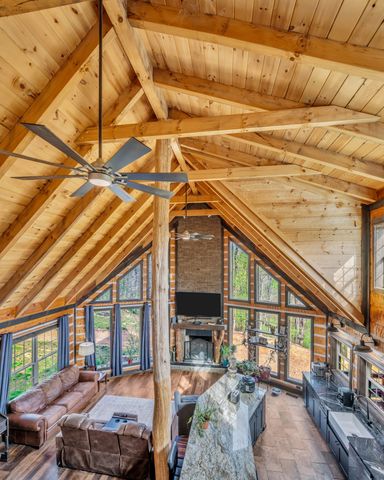295 Tow Dr, Waverly, TN 37185