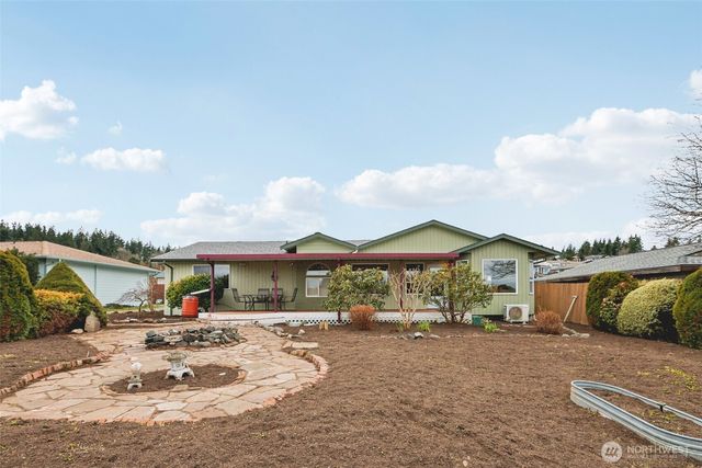 1518 Carol Street, Camano Island, WA 98282