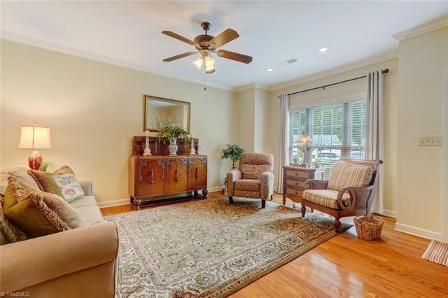 2213 St James Drive, Reidsville, NC 27320