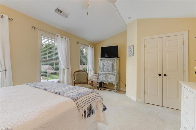 2213 St James Drive, Reidsville, NC 27320