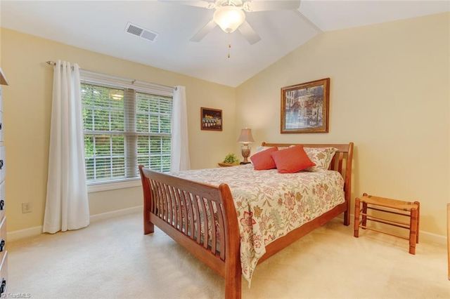 2213 St James Drive, Reidsville, NC 27320