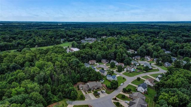 2213 St James Drive, Reidsville, NC 27320