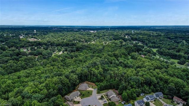 2213 St James Drive, Reidsville, NC 27320