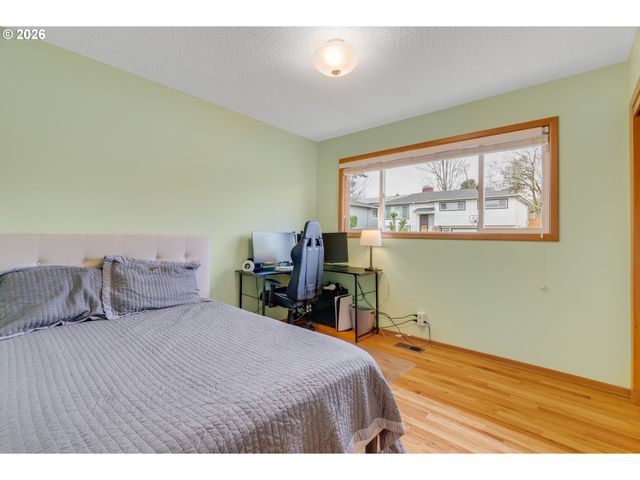 6815 Sw 14TH Ave, Portland, OR 97219