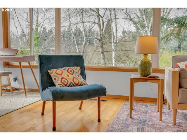 6815 Sw 14TH Ave, Portland, OR 97219