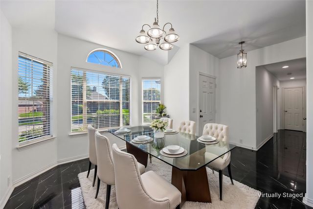 221 Cliffbrook Drive, Wylie, TX 75098