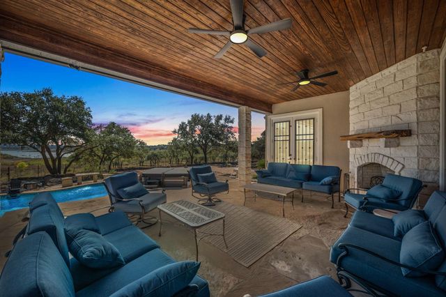 185 Shimmering Shore CT, Spring Branch, TX 78070