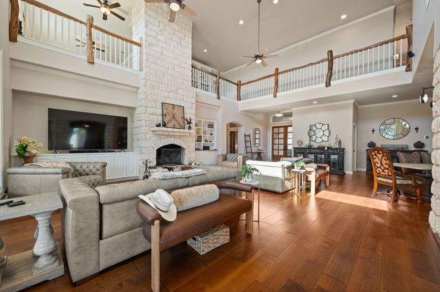 185 Shimmering Shore CT, Spring Branch, TX 78070